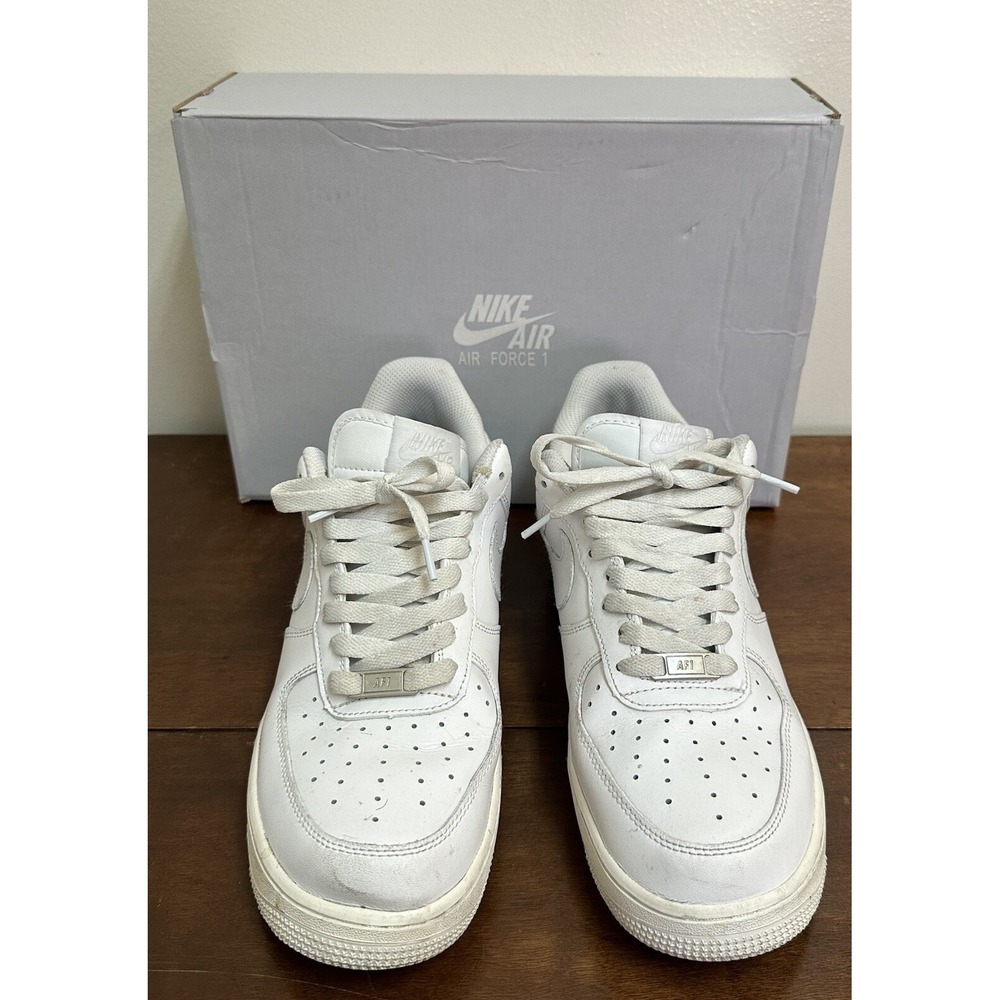 Nike Air Force 1 '07 Low Men's Size 10 White Athletic Shoes Sneakers 315122-111
